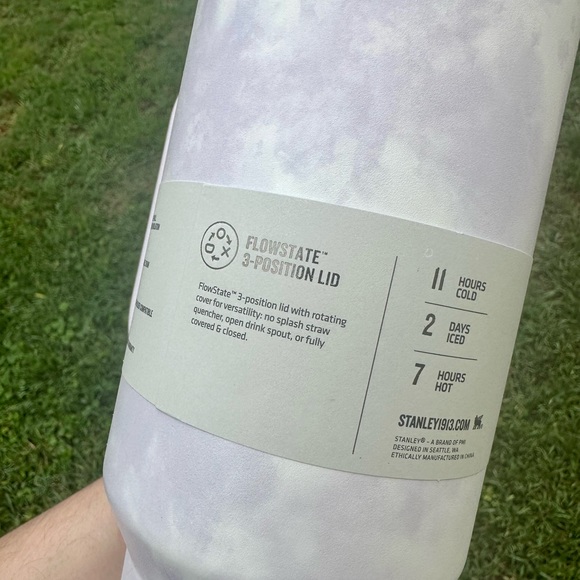 💜🤍NEW Stanley 40 oz Tumbler in WISTERIA TIE DYE - Picture 5 of 9